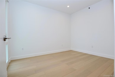 15002 Northern Blvd unit 6G, Flushing, NY 11354 - photo 6