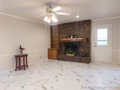 213 W Los Angeles St, Broken Arrow, OK 74011 - photo 7