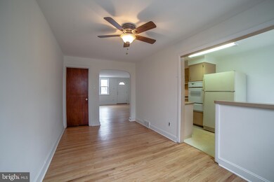 1112 Brookwood Ln, Glenolden, PA 19036 - photo 6