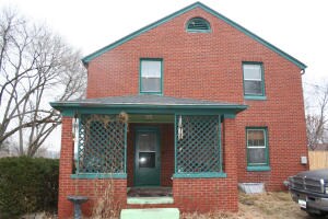 Alley side view open porch