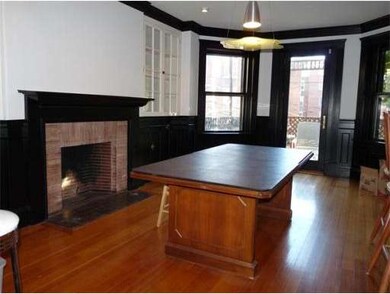 5 Regent Cir, Brookline, MA 02445 - photo 5