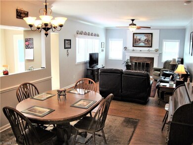 4212 Chilton Way, High Point, NC 27265 - photo 5