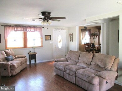 714 Woodsedge Rd, Wilmington, DE 19804 - photo 5