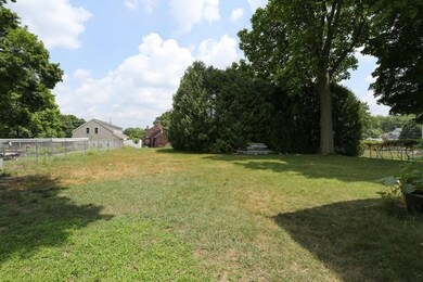 10 Spring St, Hudson, MA 01749 - photo 5