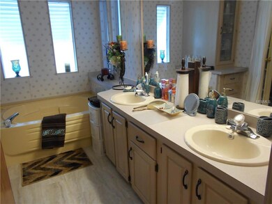 436 Jackson Park Ave, Davenport, FL 33897 - photo 7