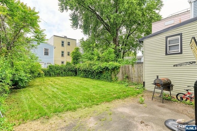 44 Stuyvesant Ave, Newark, NJ 07106 - photo 5