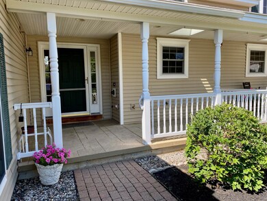 8 Ridgefield Dr unit 10, Gorham, ME 04038 - photo 3