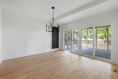 7-web-or-mls-1019 Royalist Rd - Coastal