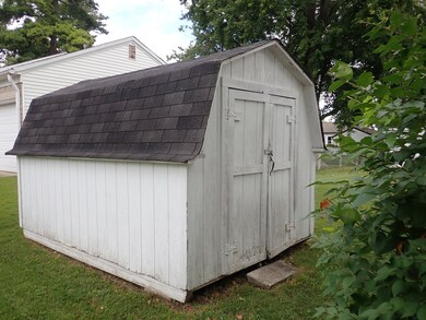 802 Tucker St, Plainfield, IN 46168 - photo 5