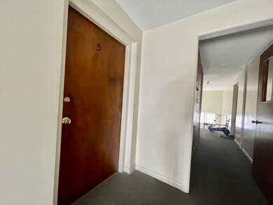 15 Clinton St unit 5, Waltham, MA 02453 - photo 3