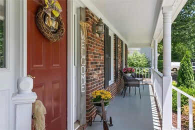 117 Quantico Loop, Yorktown, VA 23693 - photo 3