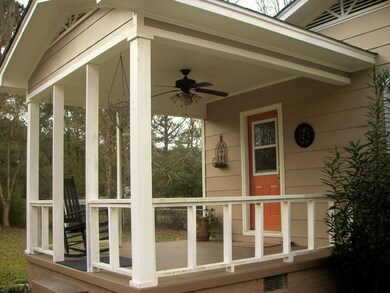 Front Porch with Ceiling Fan
