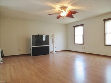 8508 Columbia Rd, Olmsted Falls, OH 44138 - photo 2