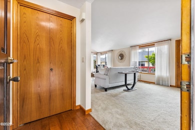 5-web-or-mls-1945 Banyan Ct NW 5