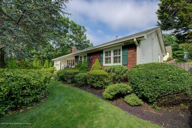 235 Riveredge Ct Point-large-003-019-Ext