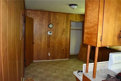 1619 Lynnwood Dr, Statesville, NC 28677 - photo 6