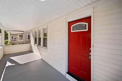 196 Oak Grove Ave, Springfield, MA 01109 - photo 2