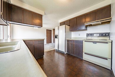 1338 Bonita Ave, Medford, OR 97504 - photo 4