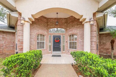 502 Scissortail Cir, Laredo, TX 78045 - photo 2