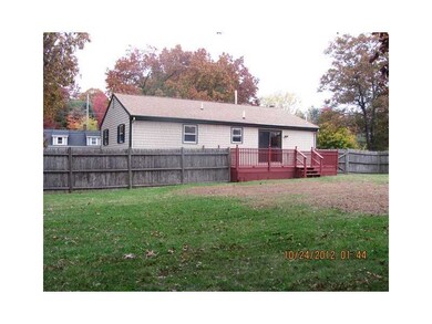 Patio/Deck. PRIVATE FENCED YARD, FRESHLY STAINED D