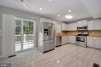 3019 Henson Bridge Terrace, Fort Washington, MD 20744 - photo 7