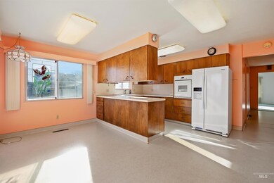 1827 Miller Ave, Burley, ID 83318 - photo 3