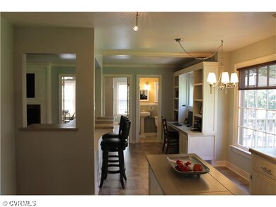 Kitchen - What a Nice Kitchen and Breakfast Bar an