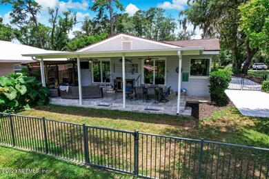 5883 Hyde Park Cir, Jacksonville, FL 32210 - photo 7