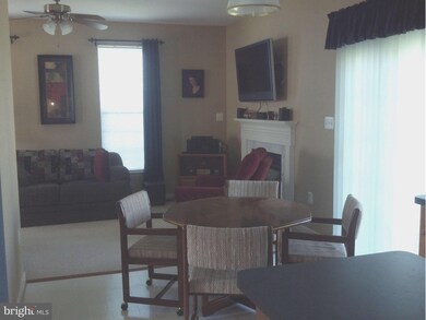 11216 Englewood Ct, Fredericksburg, VA 22407 - photo 2