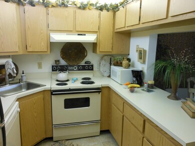 802 Sky Pine Way unit C1, Greenacres, FL 33415 - photo 4