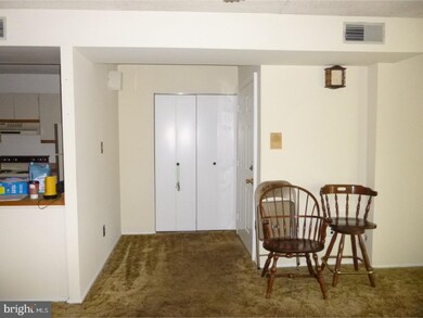 316 Saybrook Ln unit 9A, Wallingford, PA 19086 - photo 3