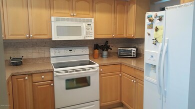 211 S 6th St unit 501, Cocoa Beach, FL 32931 - photo 2