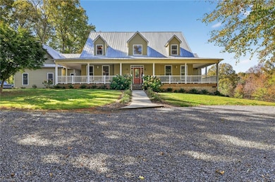 153 Finn Hollow Ln, Advance, NC 27006 - photo 2