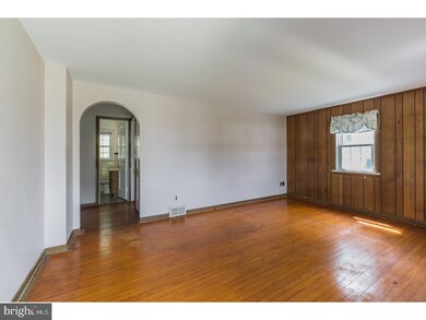 1514 Walnut St, Coatesville, PA 19320 - photo 7