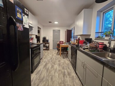 10527 Mary Ln, Manvel, TX 77578 - photo 6