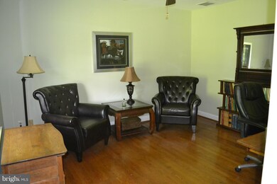 9719 Foxville Rd, Warrenton, VA 20186 - photo 4