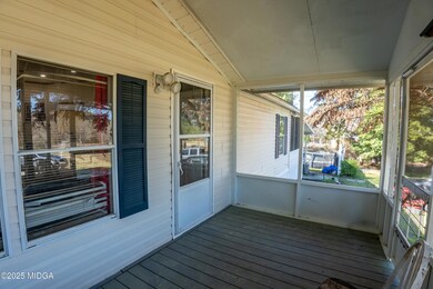 Screened in Porch
