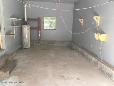 8552 Bumble Bee Way, Tobyhanna, PA 18466 - photo 5