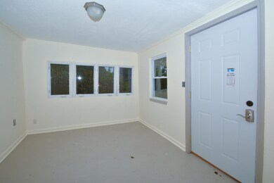 310 Locust St, Marshall, MI 49068 - photo 4