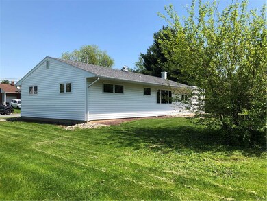 3221 S 3rd St, Whitehall, PA 18052 - photo 3