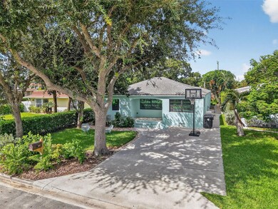 1027 S Palmway, Lake Worth, FL 33460 - photo 5