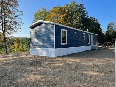 86 Sargent Station Rd unit 45, Weare, NH 03281 - photo 5