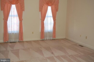 11115 Yellow Leaf Way, Germantown, MD 20876 - photo 6