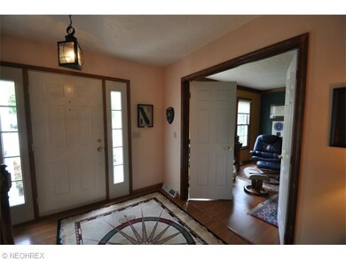 760 Hollyview Dr, Sheffield Lake, OH 44054 - photo 2