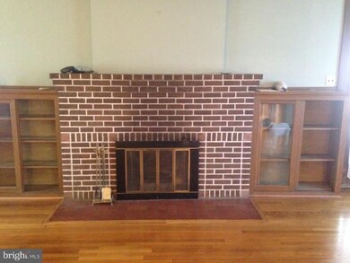 2206 Huckleberry Rd, Allentown, PA 18104 - photo 5