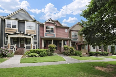 423 Royal Crescent Ln E, Canton, GA 30115 - photo 2