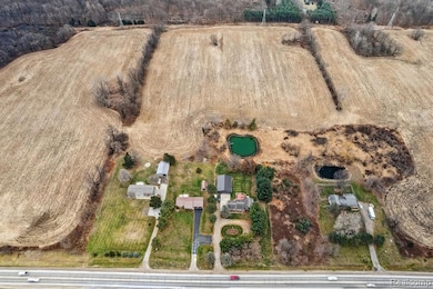 4711 S Lapeer Rd, Metamora, MI 48455 - photo 6