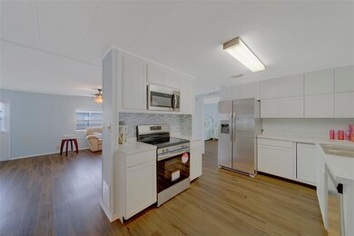 12501 Ulmerton Rd unit 77, Largo, FL 33774 - photo 4