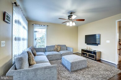 25045 Prairie Fire Square, Aldie, VA 20105 - photo 6