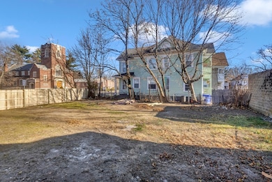 3 Norfolk St, Springfield, MA 01109 - photo 3